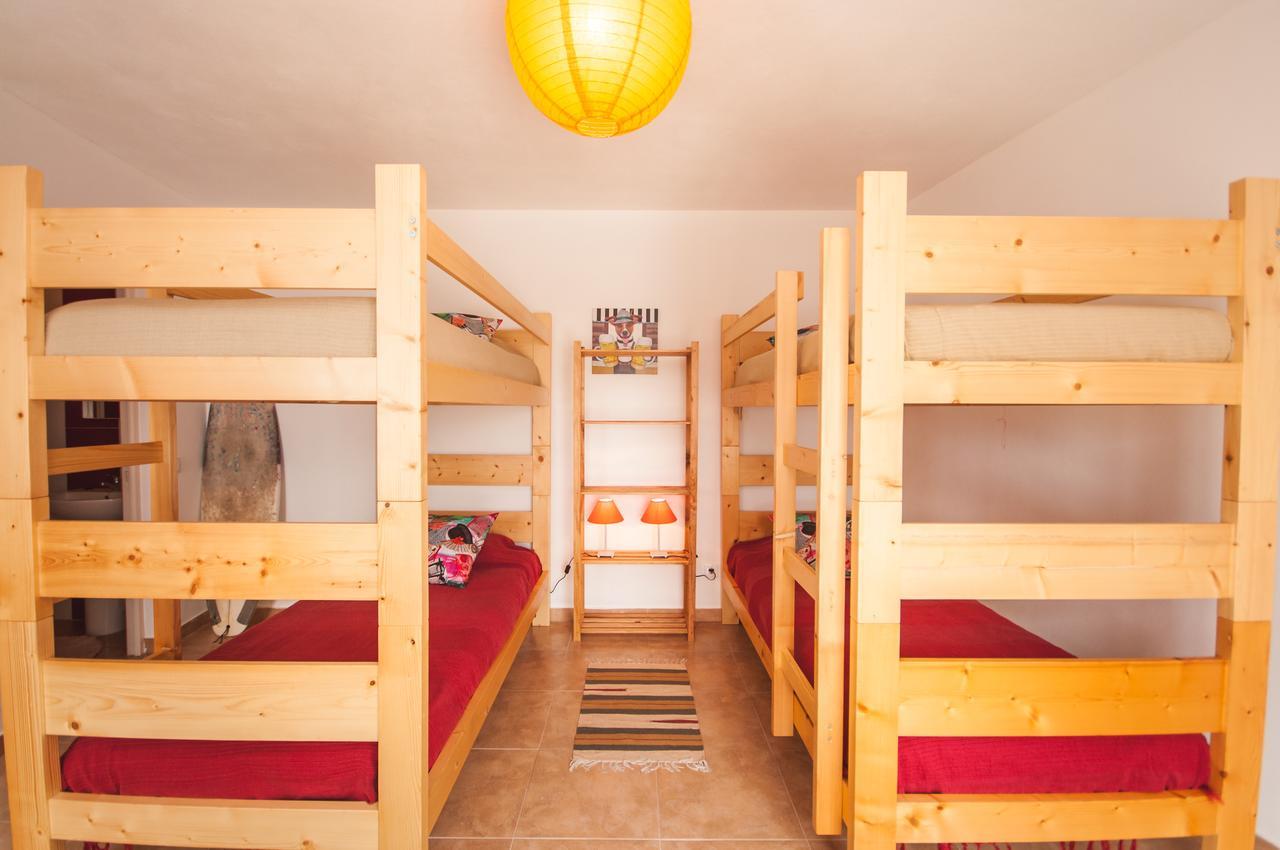 Rivers Nation Surf Camp Bed & Breakfast Atouguia Da Baleia Exterior photo